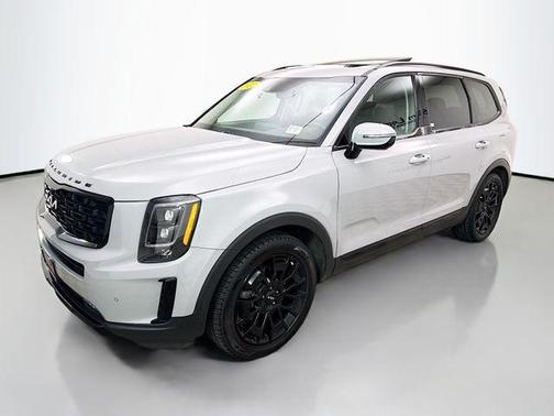 Wolf Gray 2022 Kia Telluride SX