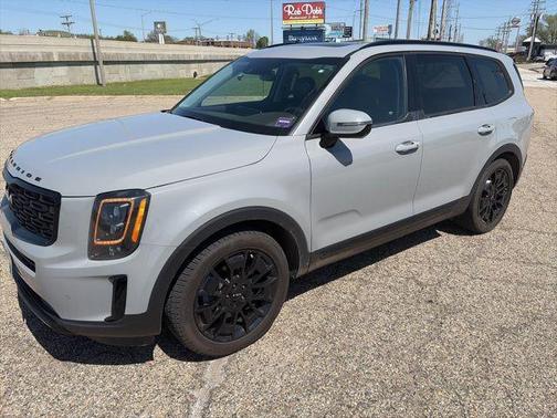Wolf Gray 2022 Kia Telluride SX