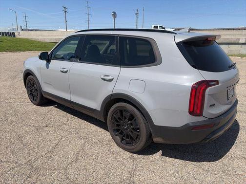 Wolf Gray 2022 Kia Telluride SX