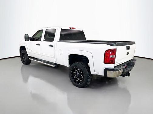 Summit White 2011 Chevrolet Silverado 2500 LT