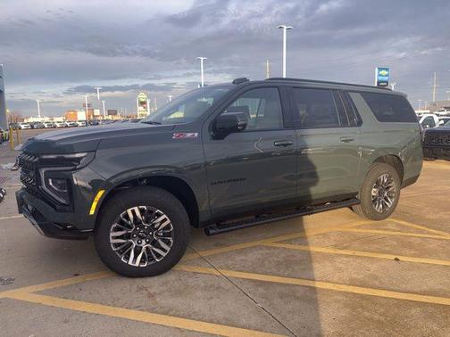 2026 Chevrolet Suburban Z71, 4WD