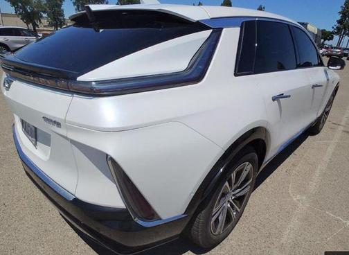 2024 Cadillac LYRIQ Luxury