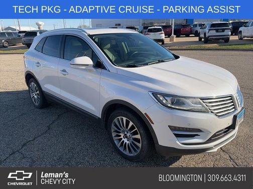 White Platinum Metallic Tri-Coat 2017 Lincoln MKC Reserve