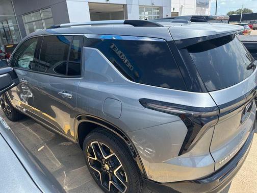 2025 Chevrolet Traverse High Country