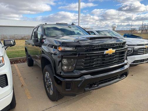 2026 Chevrolet Silverado 2500 Custom