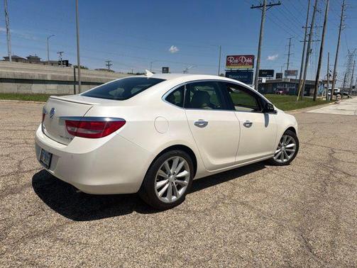 White Diamond Clearcoat 2014 Buick Verano Premium Group