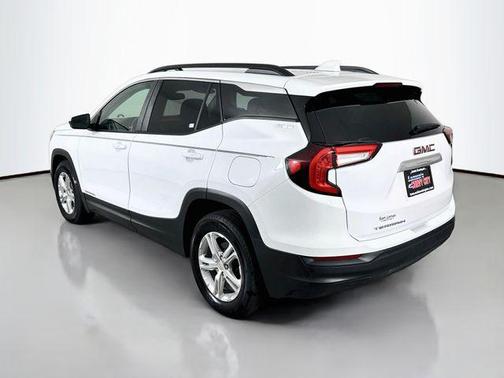 Summit White 2024 GMC Terrain SLE