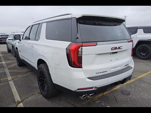 Summit White 2025 GMC Yukon XL 4WD AT4