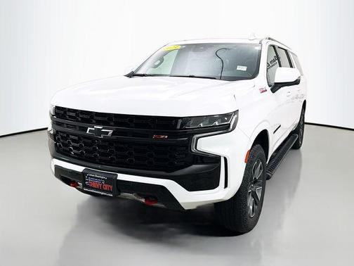 2023 Chevrolet Suburban 4WD Z71