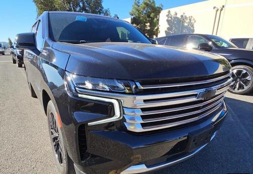 2023 Chevrolet Suburban 4WD High Country