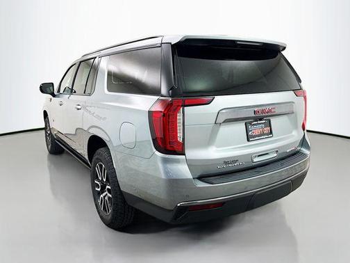 2024 GMC Yukon XL 4WD AT4