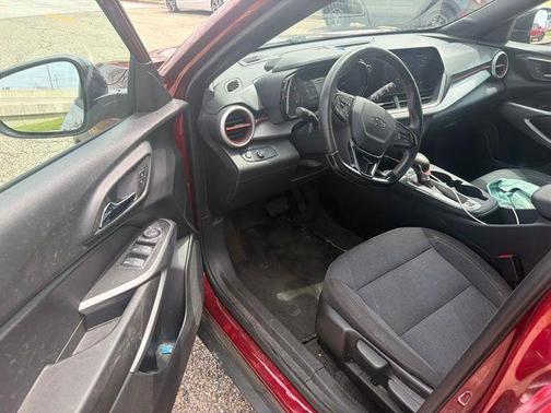 Crimson Metallic 2024 Chevrolet Trax FWD 1RS