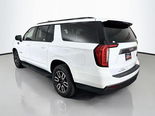Summit White 2023 GMC Yukon XL 4WD AT4