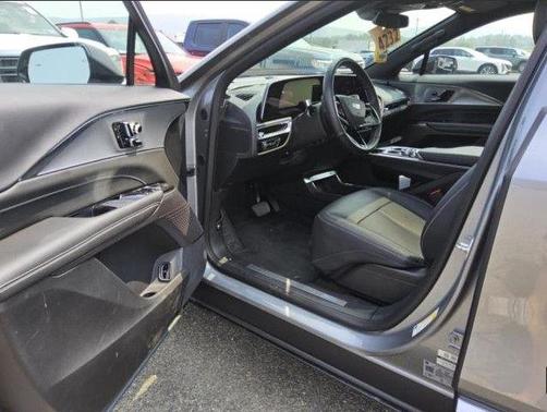 2024 Cadillac LYRIQ Tech