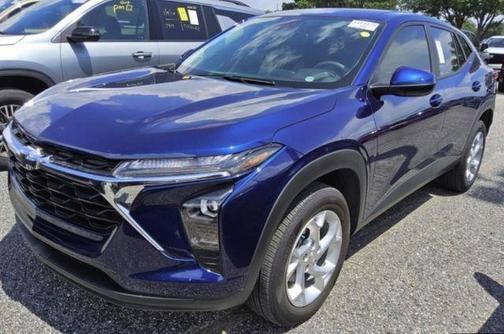 2024 Chevrolet Trax LS