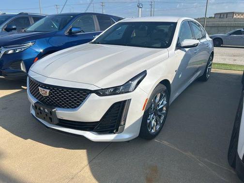 2022 Cadillac CT5 Luxury RWD