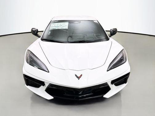 Arctic White 2026 Chevrolet Corvette Stingray w/2LT