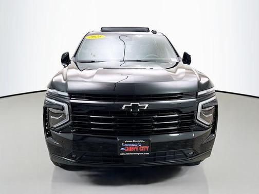 2025 Chevrolet Suburban RST
