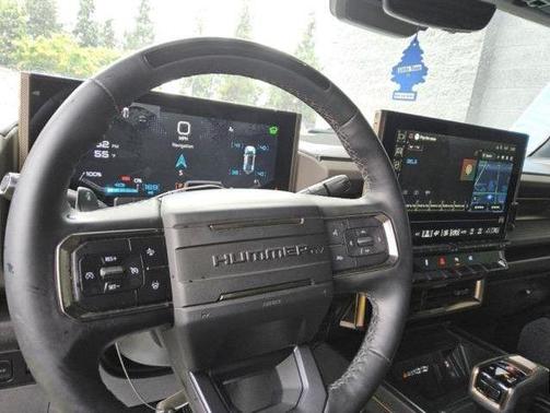 2024 GMC HUMMER EV SUV 2X