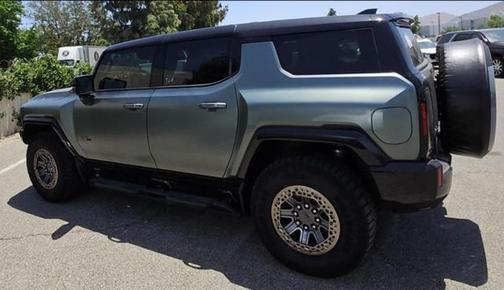 2024 GMC HUMMER EV SUV 3X
