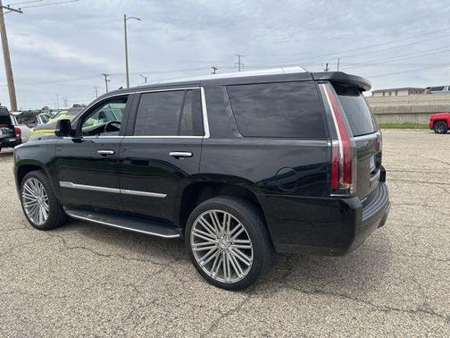 2018 Cadillac Escalade Base