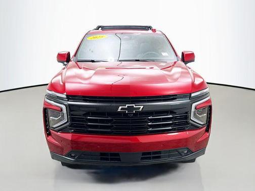 Radiant Red Tintcoat 2025 Chevrolet Suburban RST