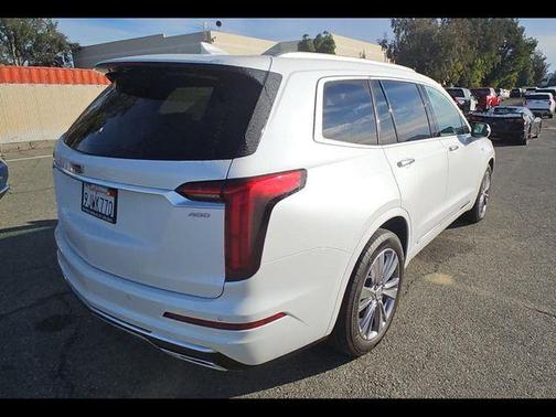 2023 Cadillac XT6 Premium Luxury FWD