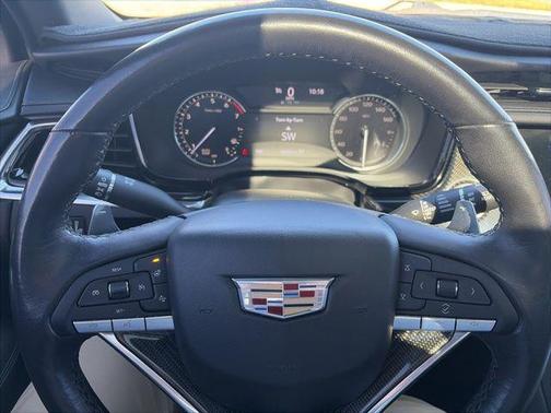 Radiant Silver Metallic 2020 Cadillac XT6 Sport AWD