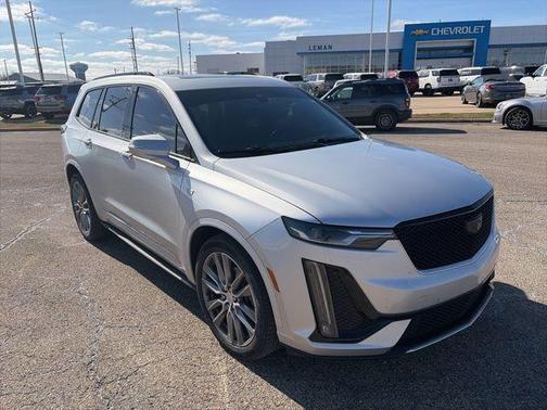 Radiant Silver Metallic 2020 Cadillac XT6 Sport AWD