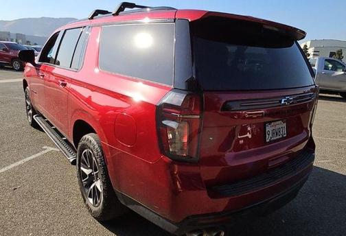 Radiant Red Tintcoat 2023 Chevrolet Suburban 4WD Z71