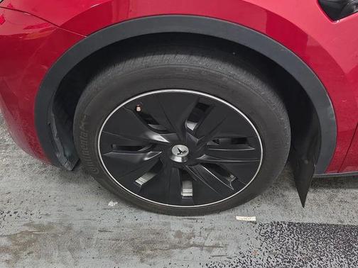 Red Multi-Coat 2022 Tesla Model Y Long Range Dual Motor All-Wheel Drive