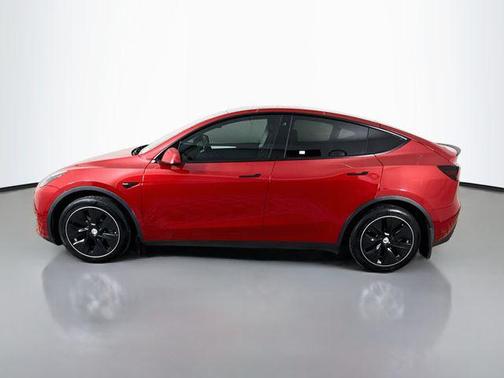 Red Multi-Coat 2022 Tesla Model Y Long Range Dual Motor All-Wheel Drive