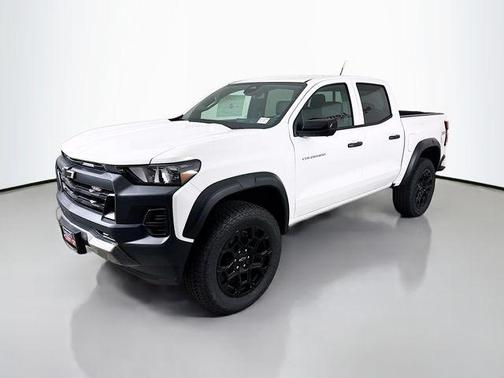 Summit White 2026 Chevrolet Colorado Trail Boss