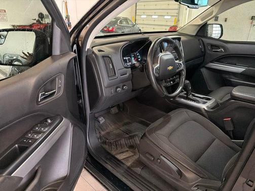 Black 2021 Chevrolet Colorado LT