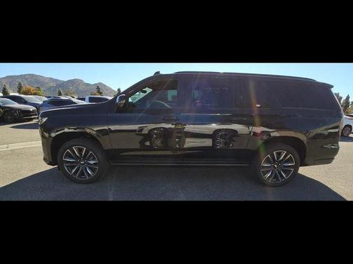 2023 Cadillac Escalade ESV Sport