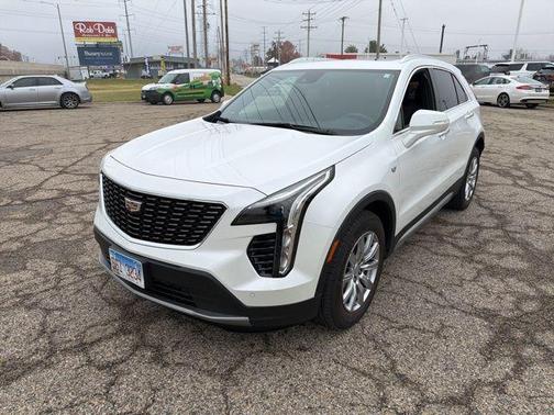 2023 Cadillac XT4 Premium Luxury
