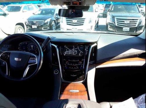 2019 Cadillac Escalade ESV Premium Luxury