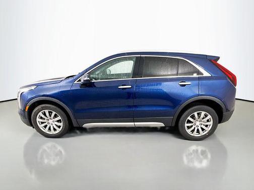 2022 Cadillac XT4 Premium Luxury
