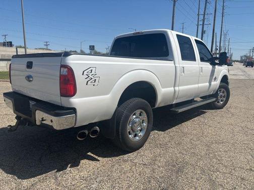 White Platinum Metallic Tri-Coat 2016 Ford F-250 Lariat