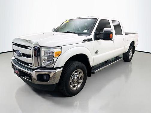 White Platinum Metallic Tri-Coat 2016 Ford F-250 Lariat