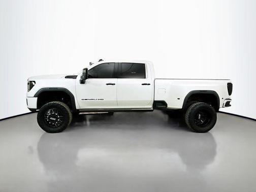 2023 GMC Sierra 3500 Denali