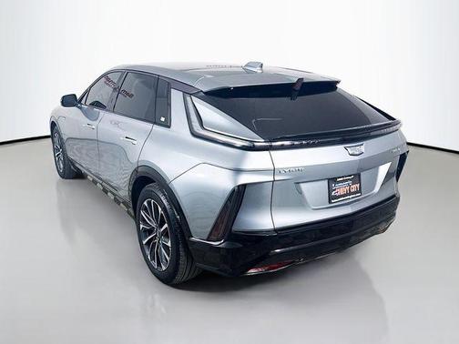 2024 Cadillac LYRIQ Sport