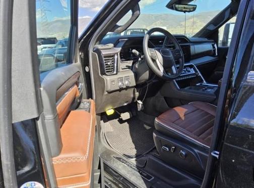 2025 GMC Sierra 3500 Denali