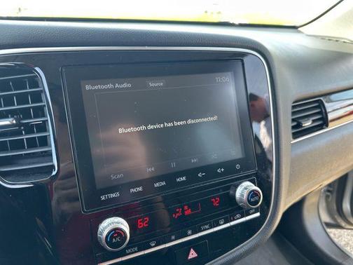 2020 Mitsubishi Outlander SE