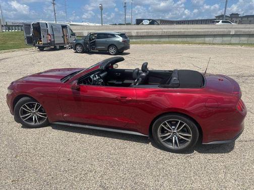 2016 Ford Mustang EcoBoost Premium