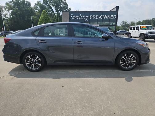 Gravity Gray 2023 Kia Forte LXS