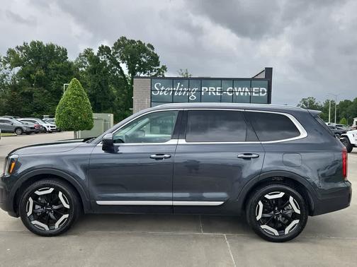 Gravity Gray 2023 Kia Telluride S