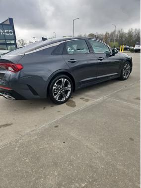 2022 Kia K5 EX