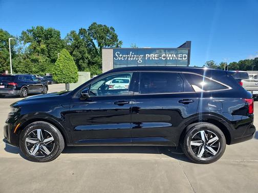 Ebony Black 2023 Kia Sorento S SUV