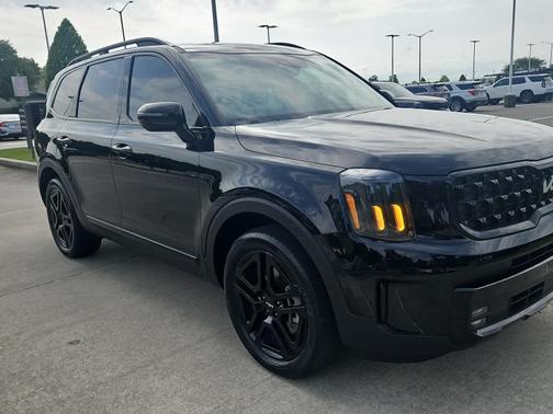 Ebony Black 2024 Kia Telluride SX X-Line
